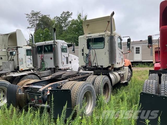 Freightliner  Truck Tractor Units