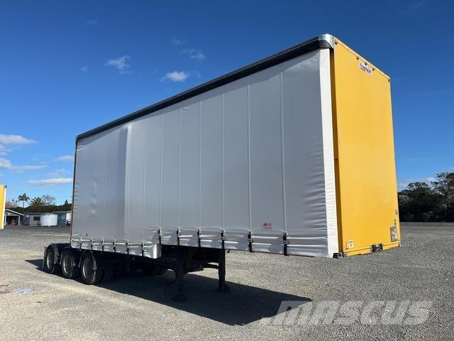 Fruehauf  Tautliner/curtainside trailers