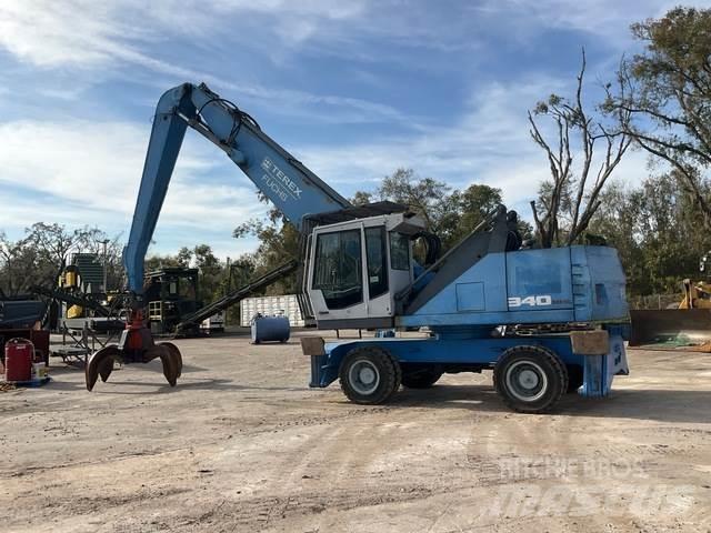 Fuchs MHL340 Waste / industry handlers