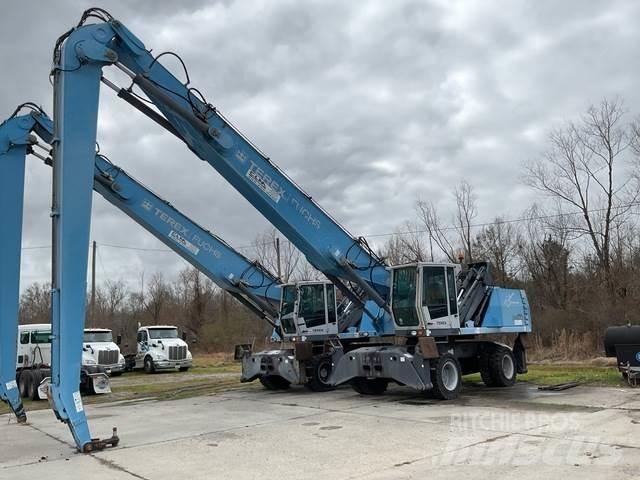 Fuchs MHL360 Waste / industry handlers