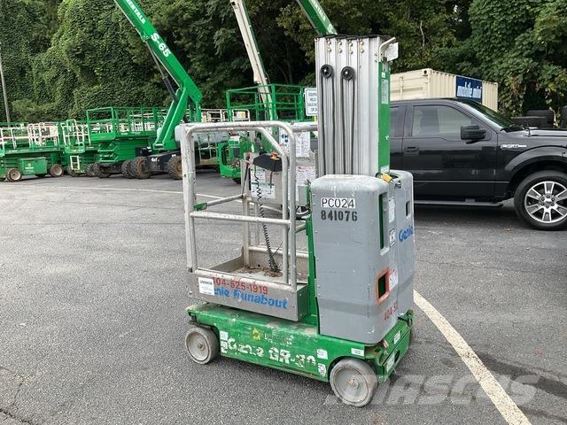 Genie GR-20 Vertical mast lifts