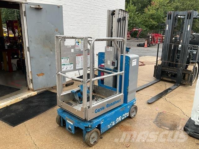 Genie GR-20 Vertical mast lifts