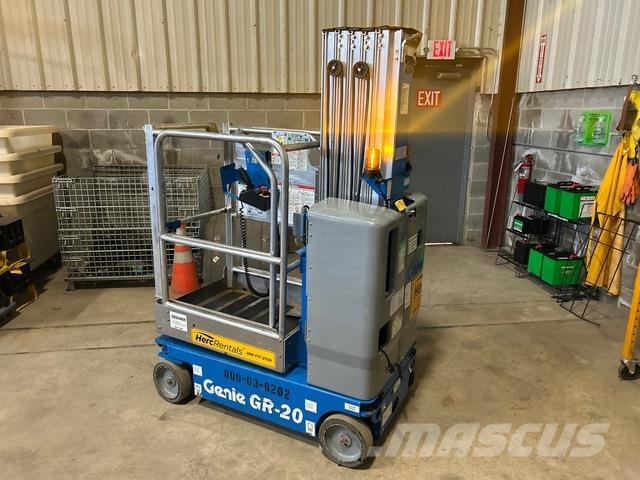 Genie GR-20 Vertical mast lifts