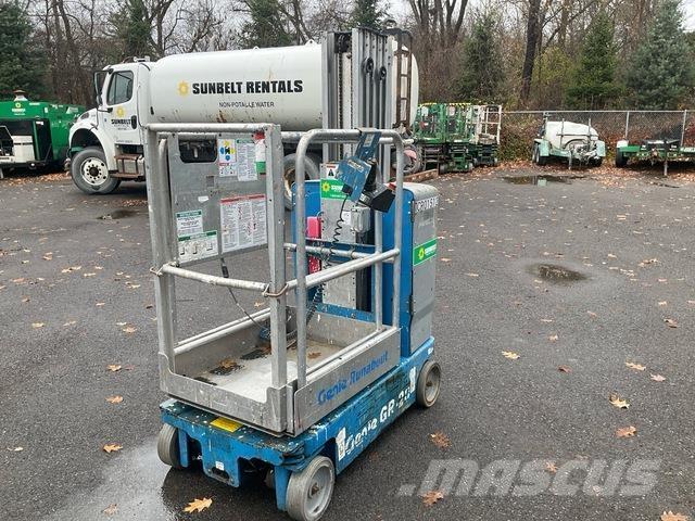 Genie GR-20 Vertical mast lifts