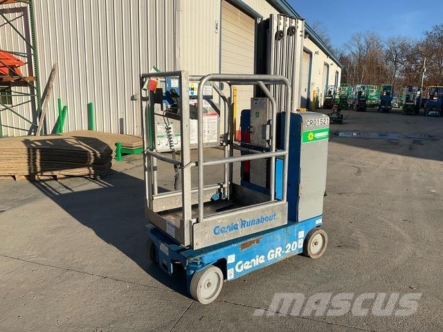 Genie GR-20 Vertical mast lifts