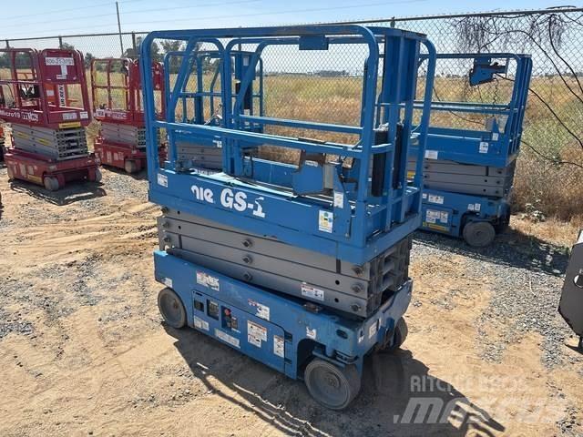 Genie GS-1930 Scissor lifts