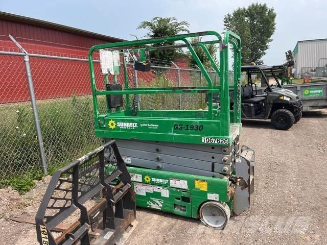 Genie GS-1930 Scissor lifts