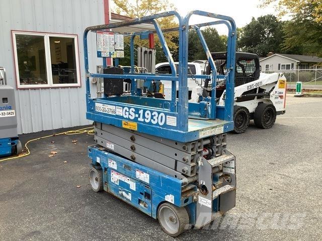 Genie GS-1930 Scissor lifts
