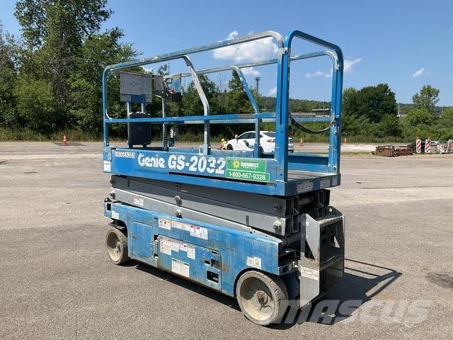 Genie GS-2032 Scissor lifts