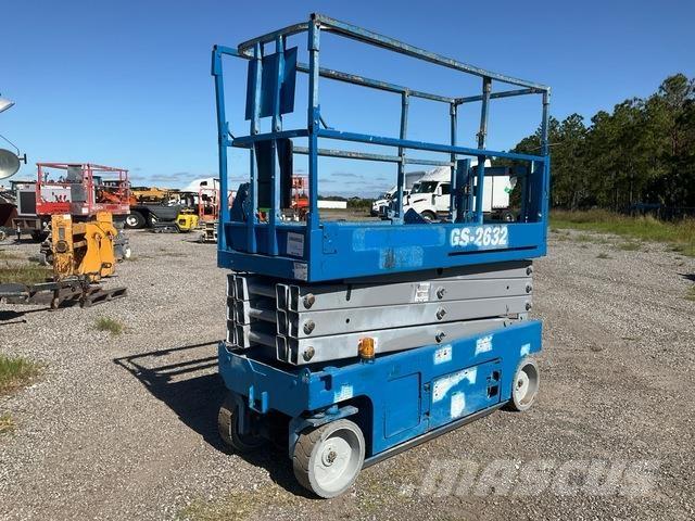 Genie GS-2632 Scissor lifts
