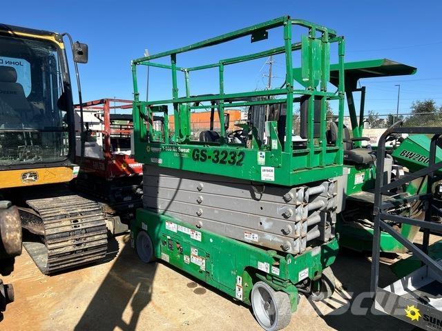 Genie GS-3232 Scissor lifts