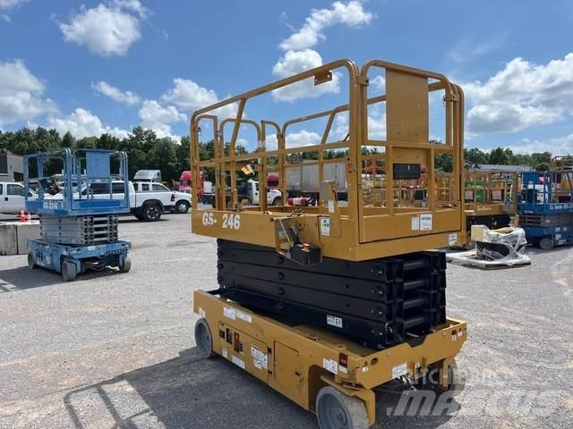 Genie GS-3246 Scissor lifts