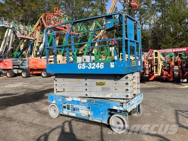 Genie GS-3246 Scissor lifts