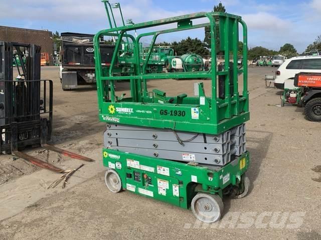 Genie GS1930 Scissor lifts