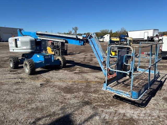 Genie S-45 Telescopic boom lifts