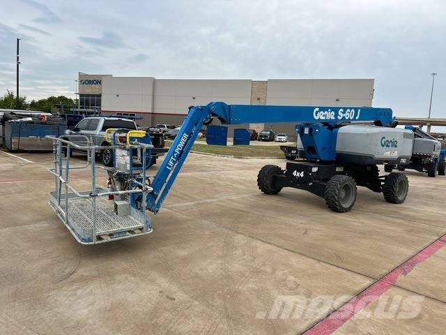 Genie S-60J Telescopic boom lifts