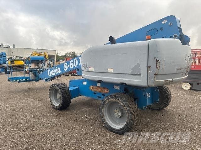 Genie S-60X Telescopic boom lifts
