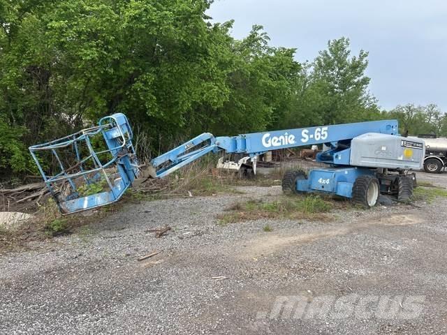 Genie S-65 Other