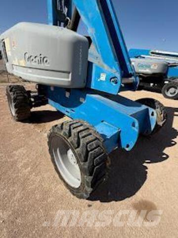 Genie S-65 Telescopic boom lifts