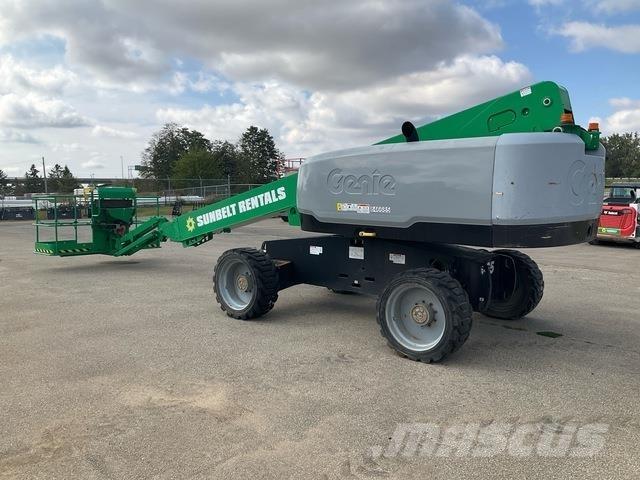 Genie S-65 Telescopic boom lifts