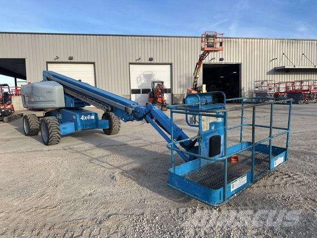 Genie S-65 Articulated boom lifts