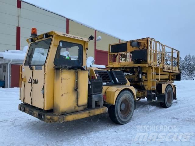 Giamec 211 Truck mounted aerial platforms