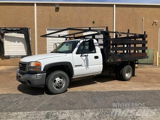 GMC 3500 Flatbed/Dropside trucks