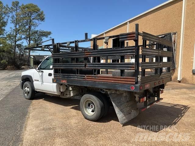 GMC 3500 Flatbed/Dropside trucks