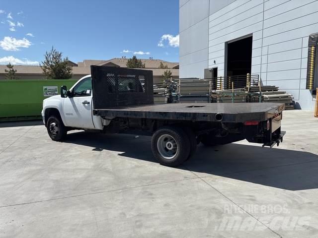 GMC 3500 Flatbed/Dropside trucks