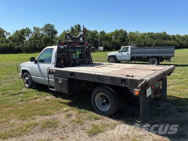 GMC 3500 Flatbed/Dropside trucks