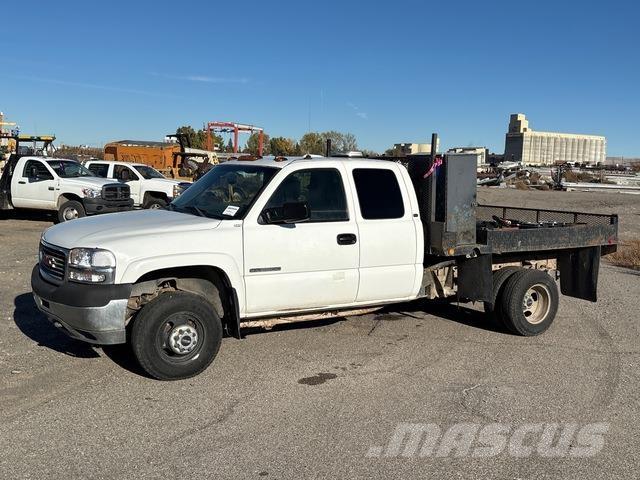GMC 3500 Flatbed/Dropside trucks
