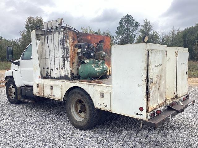 GMC C6500 Tanker trucks