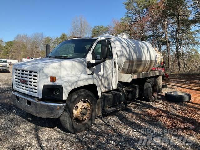 GMC C6500 Sewage disposal Trucks