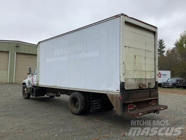 GMC C7H042 Van Body Trucks