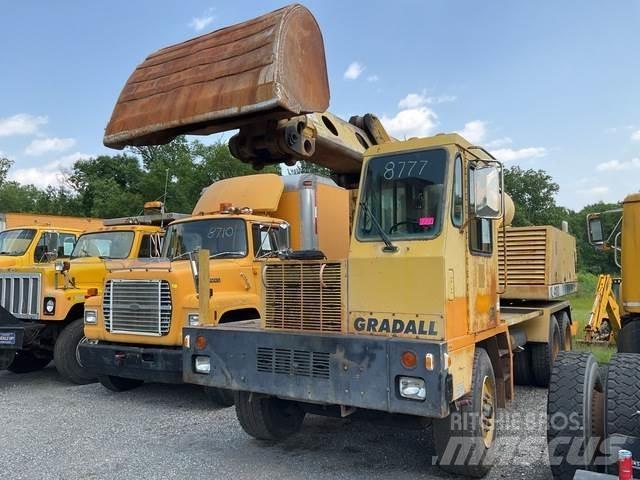 Gradall 4100 Wheeled excavators