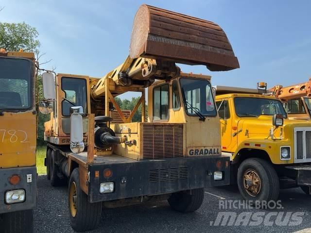 Gradall XL4100 Wheeled excavators