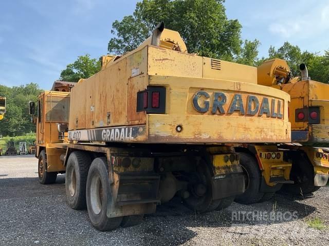 Gradall XL4100 Wheeled excavators