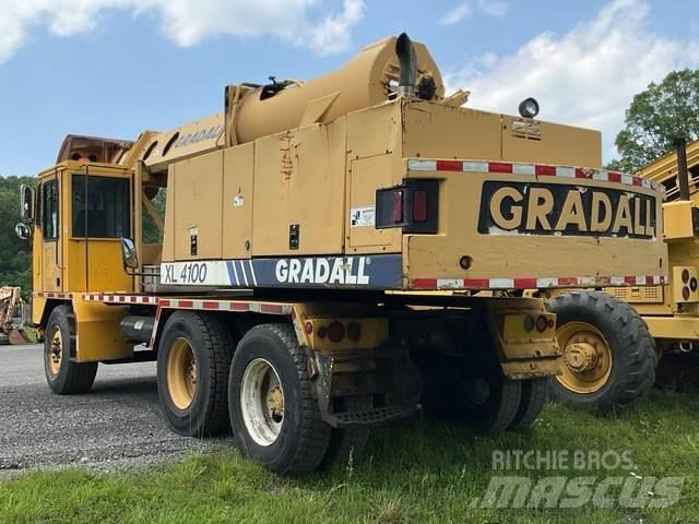 Gradall XL4100 Wheeled excavators
