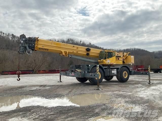 Grove RT890E Rough terrain cranes