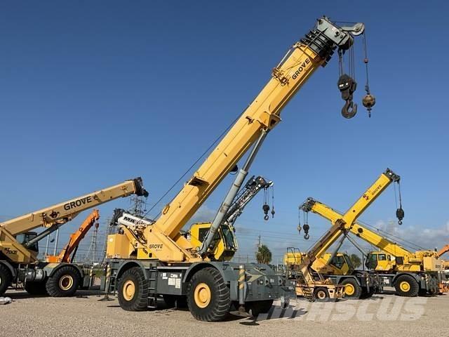 Grove RT890E Rough terrain cranes