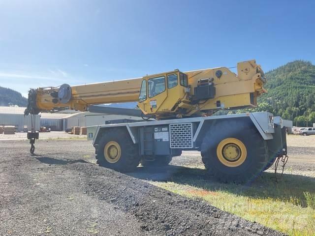 Grove RT9130E Rough terrain cranes