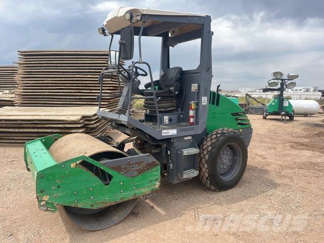 Hamm H5i Single drum rollers