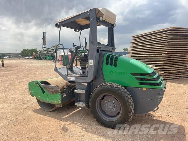 Hamm H5i Single drum rollers