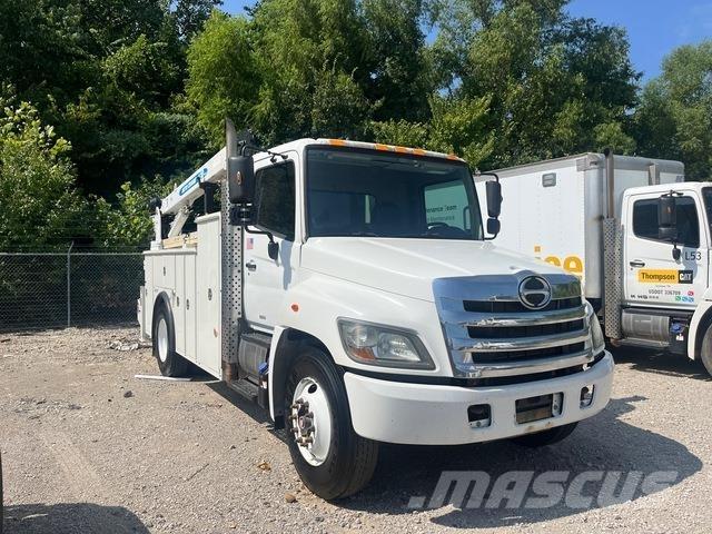 Hino 338 Municipal / general purpose vehicles