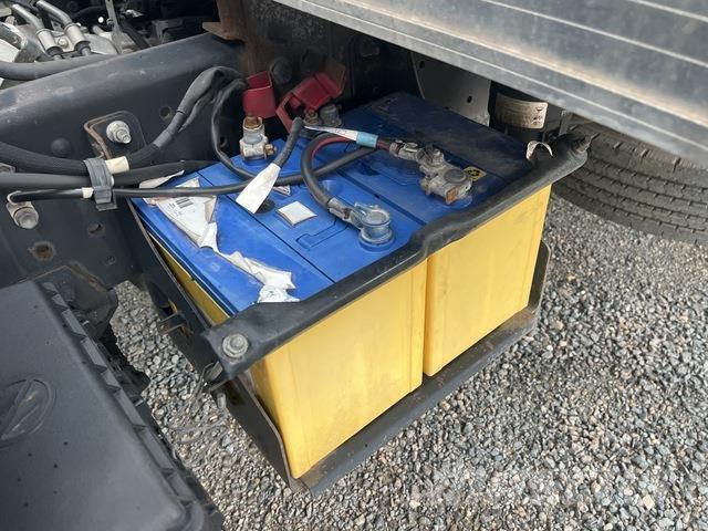 Hino 921 Van Body Trucks