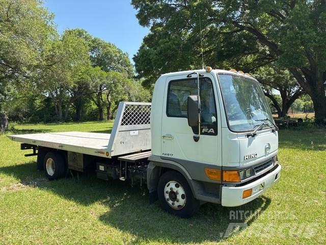 Hino FA1517 Recovery vehicles