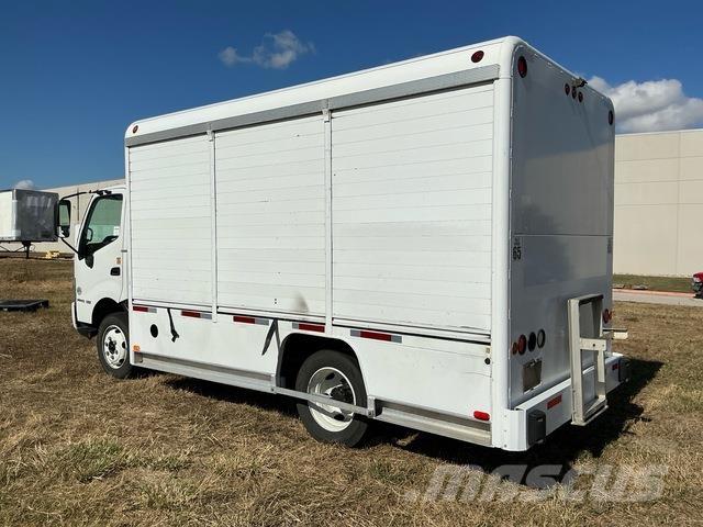 Hino XJC710 Beverage delivery trucks