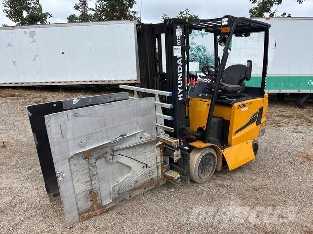 Hyundai 25BC-9 Electric forklift trucks