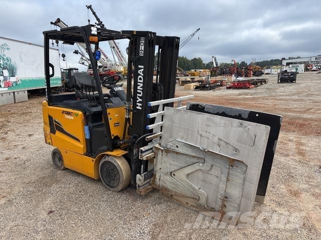 Hyundai 25BC-9 Electric forklift trucks
