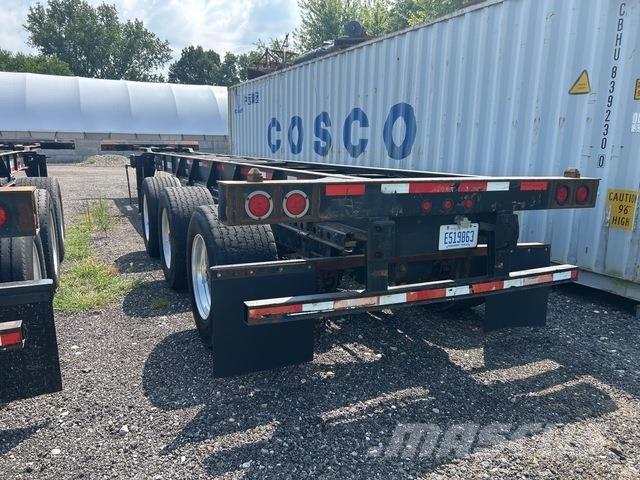 Hyundai Tri/A Containerframe/Skiploader trailers